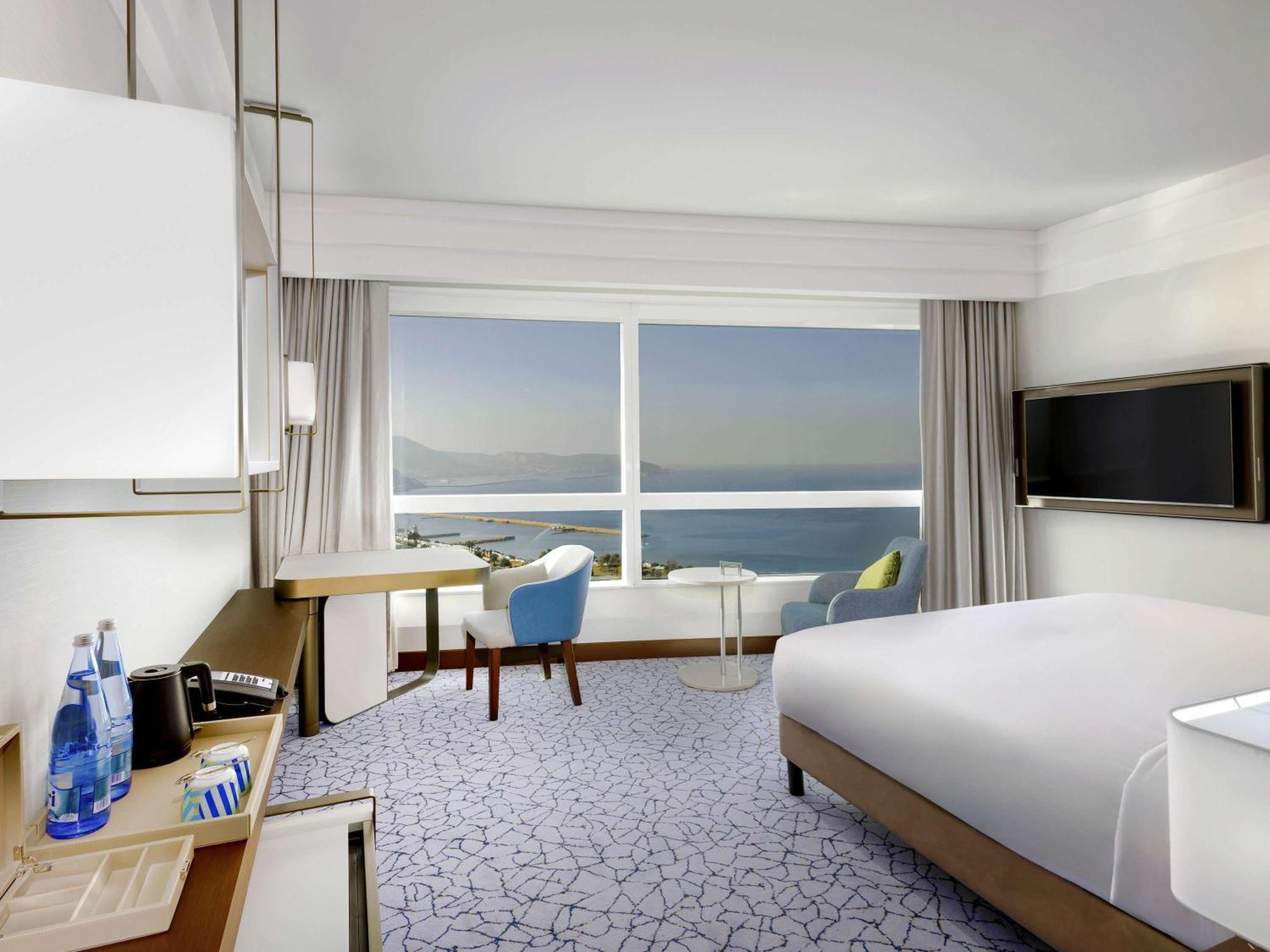 Hotel Oran Bay Managed By Accor Exteriör bild