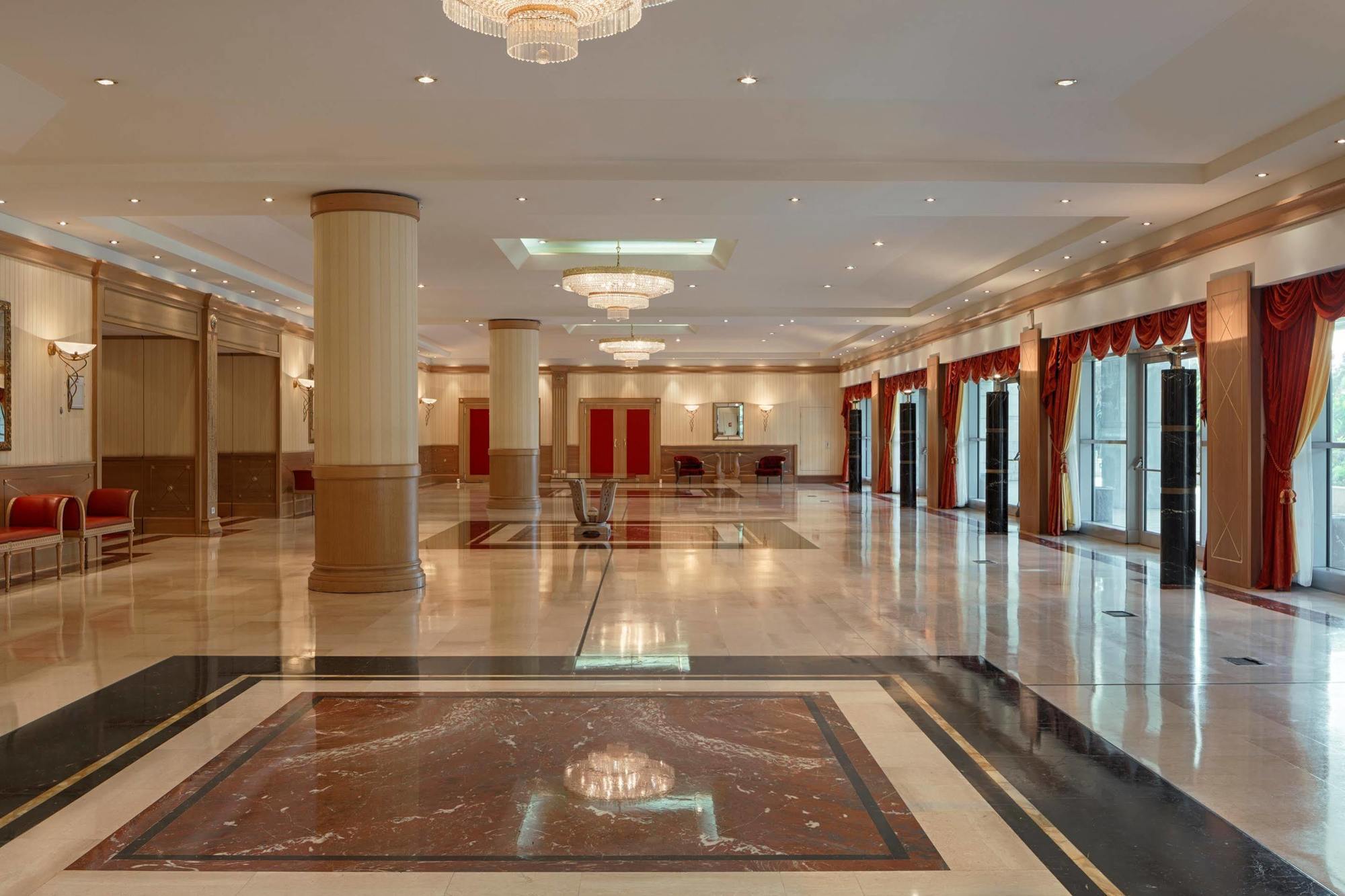 Hotel Oran Bay Managed By Accor Exteriör bild